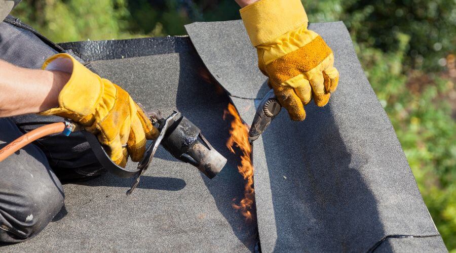Professional flood damage restoration services in Pinecrest, CA